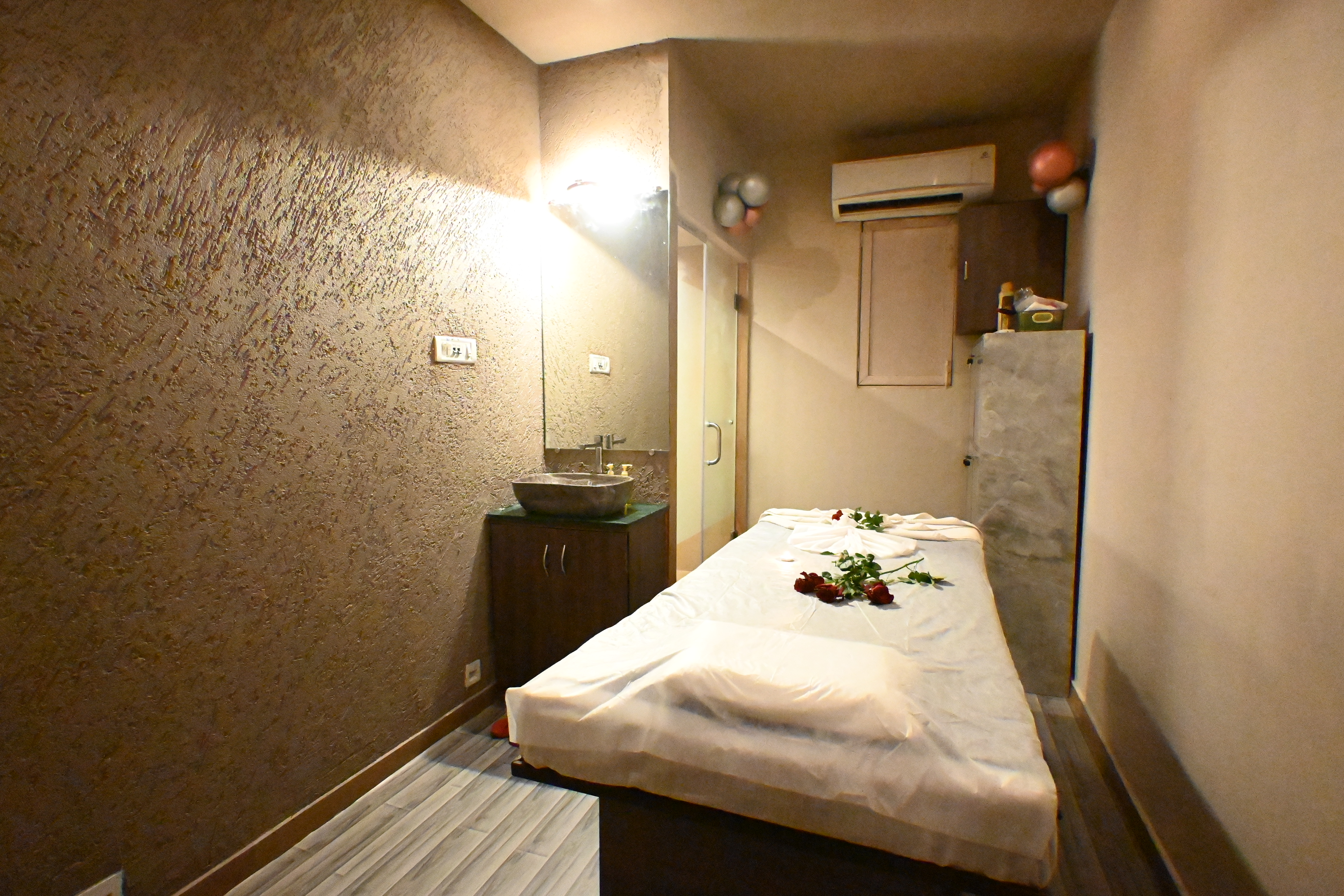 Couples Massage